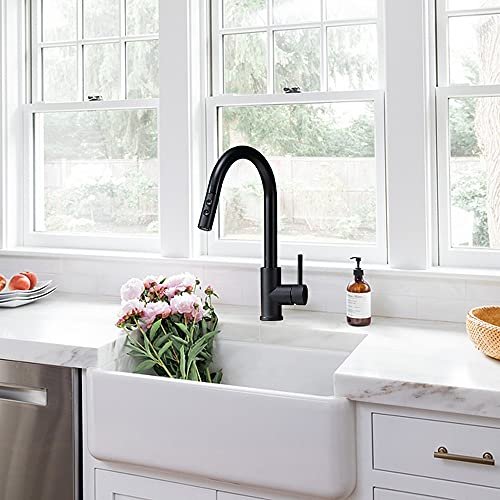 Black Kitchen Faucet with Pull Down Sprayer,Single Handle Pull Out Kitchen Sink Faucet,Commercial Farmhouse RV Bar Utility Kitchen Faucets