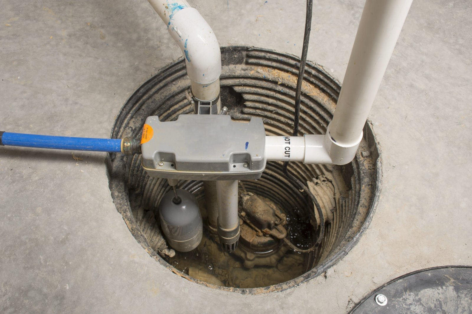 subtle-warning-signs-that-your-ejector-pump-is-nearing-failure-scaled.jpg